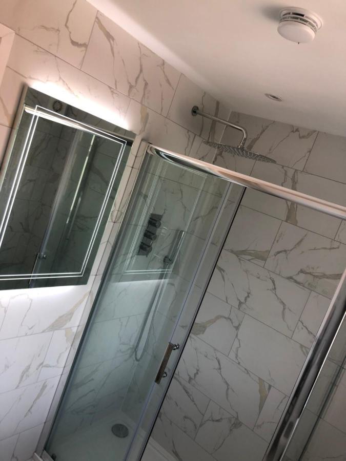 5 Bedroom House In Орпингтон Экстерьер фото